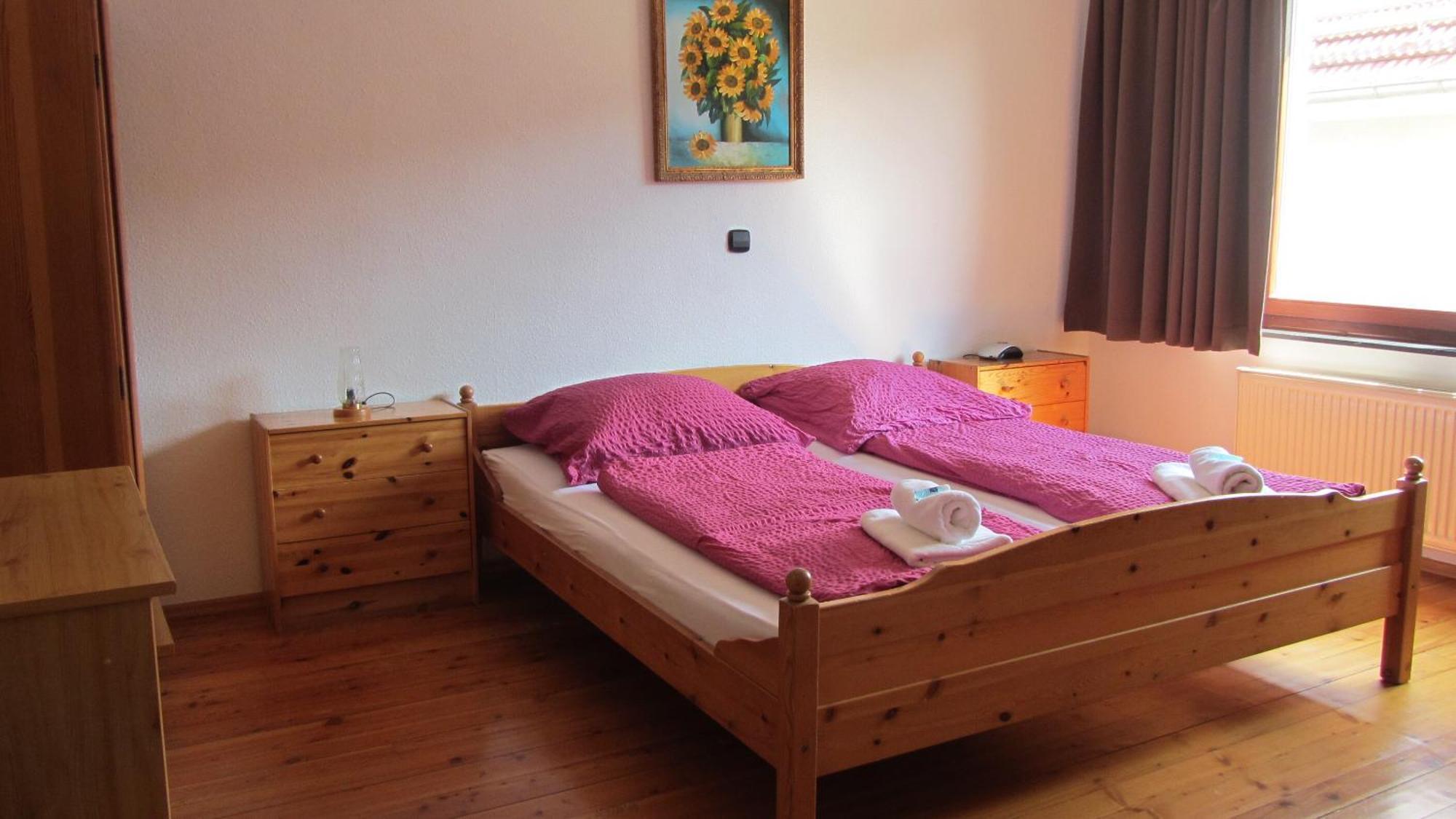 Gruener Baum Hotel Neckargerach Екстериор снимка
